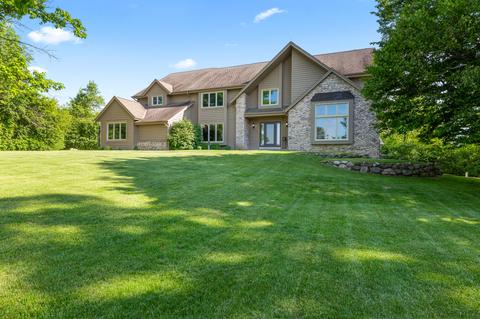 637 Moraine Ct, Colgate, WI 53017 photo 1