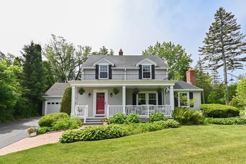 1107 E Hermitage Rd, Bayside, WI 53217 photo 1