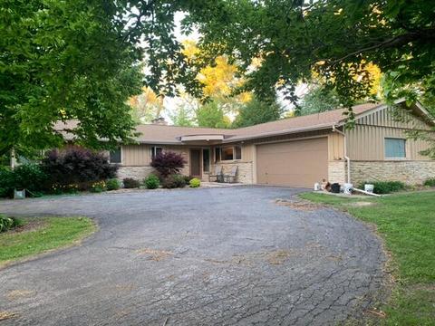 8540 N Seneca, Fox Point, WI 53217 photo 1