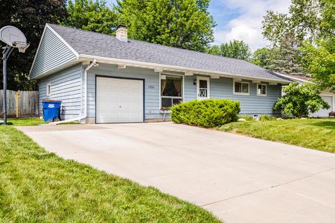 1524 Hoffman Pl, Onalaska, WI 54650 photo 1