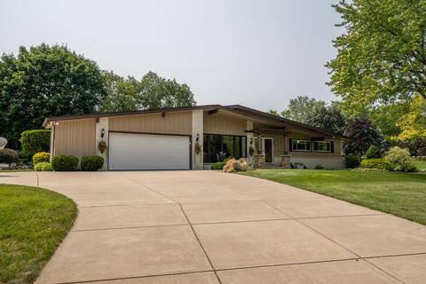 647 Ridge, Colgate, WI 53017 photo 1