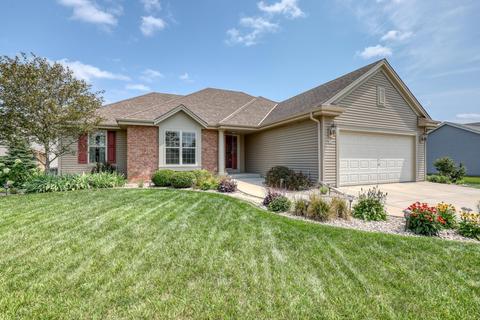 596 Lambert, Slinger, WI 53086 photo 1
