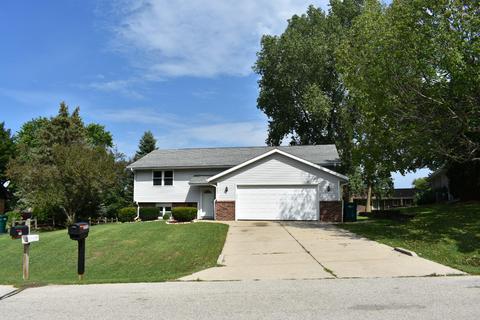 602 Highview Dr, Slinger, WI 53086 photo 1