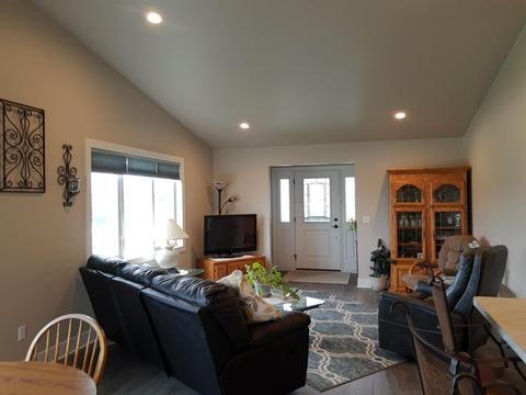 307 E Towne, Random Lake, WI 53075 photo 1