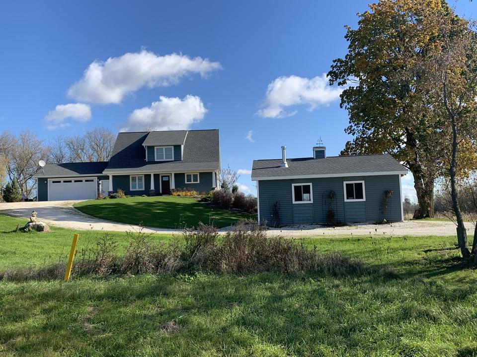  7429 County Road G, Franklin, WI 54230 photo 1