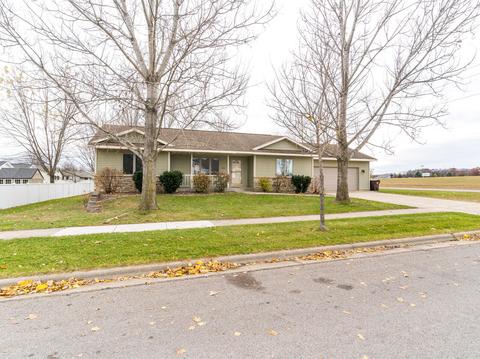 1643 Cliffview, Onalaska, WI 54650 photo 1