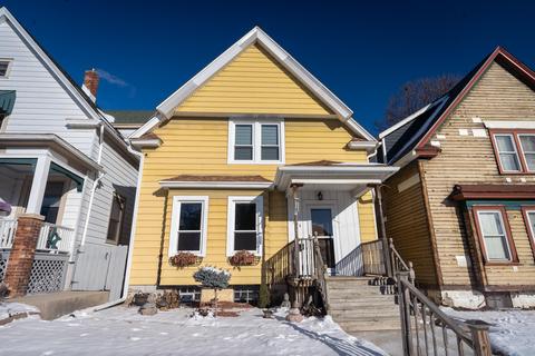 1306 E Pryor, Milwaukee, WI 53207 photo 1