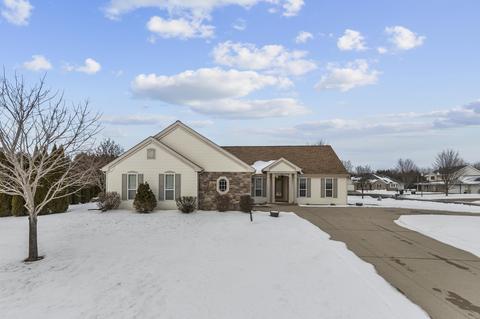 1534 W Starview Dr, Appleton, WI 54913 photo 1