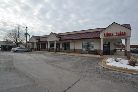 1005 Main, Mukwonago, WI 53149 photo 1
