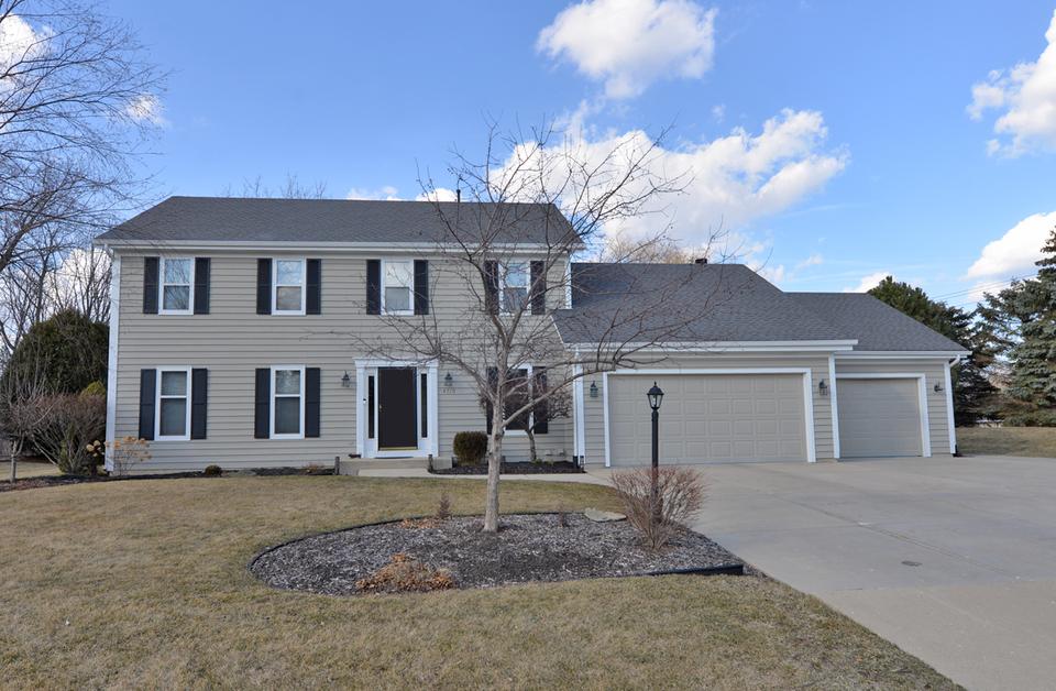 4710 Willow Wood Dr, Mount Pleasant, WI 53403 46 Photos MLS