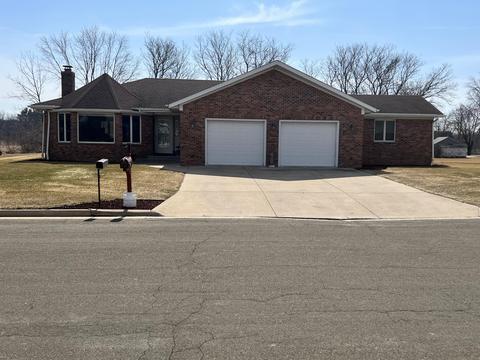 462 E Clancy, Jefferson, WI 53549 photo 1
