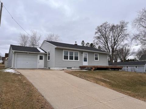 1018 Main, Caledonia, MN 55921 photo 1