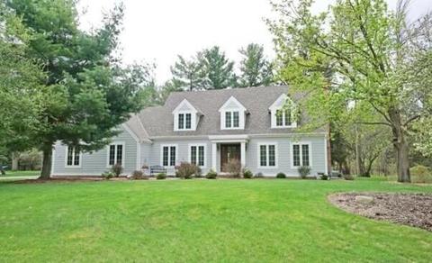 230 White Pne, Delafield, WI 53018 photo 1