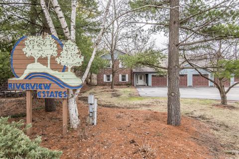 322 Riverview Dr #3, Delafield, WI 53018 photo 1
