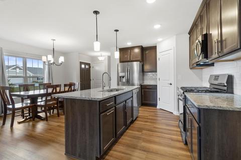 821 Margo Cir, Eagle, WI 53119 photo 1