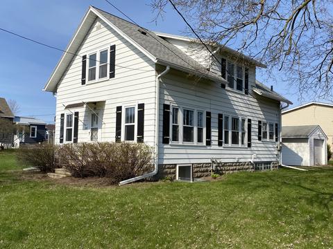 202 9th, Onalaska, WI 54650 photo 1