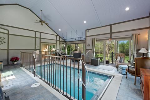 n19w28914 Golf, Delafield, WI 53072