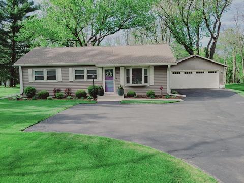 1213 Main, Delafield, WI 53018 photo 1