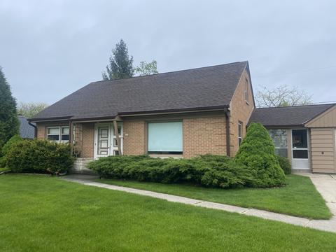 165 E Willow Rd, Fox Point, WI 53217 photo 1