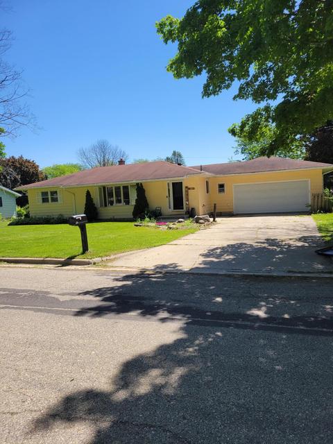 310 Crestview, Waterloo, WI 53594 photo 1
