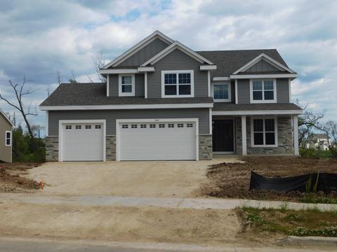 1922 N Crk, Grafton, WI 53024