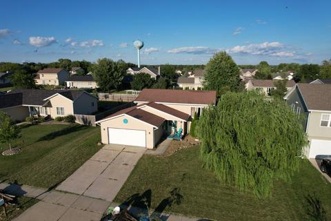 201 Cedar, Delavan, WI 53115 photo 1