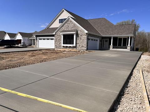 w174s7651 Park #16, Muskego, WI 53150