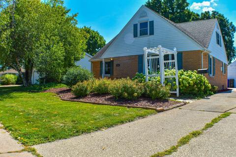 225 W Pershing St, Appleton, WI 54911 photo 1