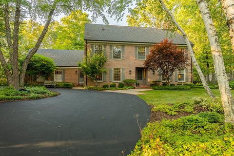 1260 E Dean, Fox Point, WI 53217 photo 1