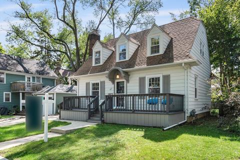 807 W Eula Ct, Glendale, WI 53209 photo 1
