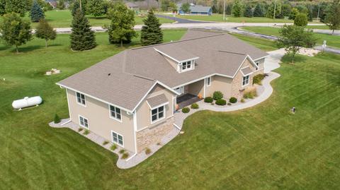 8885 Deer Run, Wayne, WI 53002 photo 1