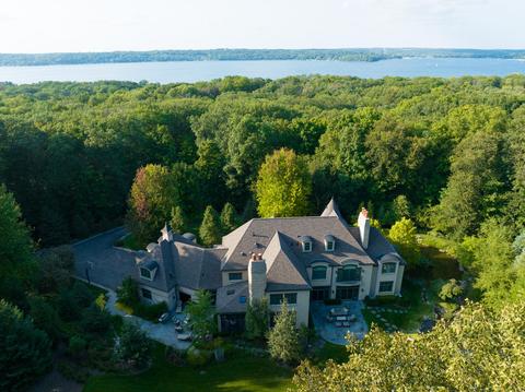 1081 S Lakeshore, Fontana, WI 53125
