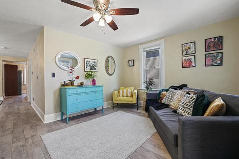 621 E Wright, Milwaukee, WI 53212 photo 1
