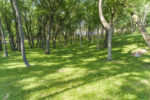Lt25 Trinity, Geneva, WI 53147