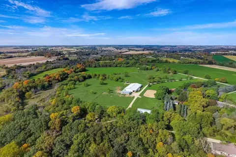 W673 Lee, Rubicon, WI 53078
