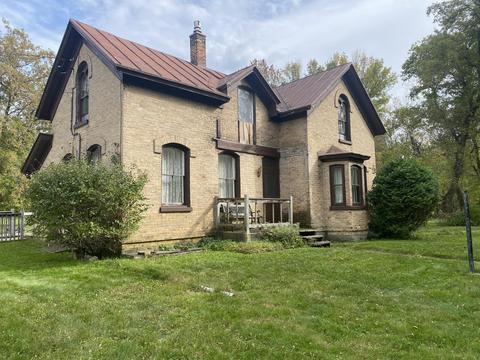 6727 Reifs Mls, Kossuth, WI 54247