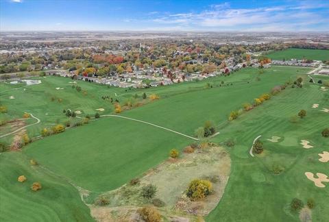 Lt0 Golf Lt3, Jefferson, WI 53549
