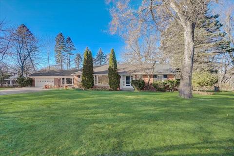 1000 E Quarles, Fox Point, WI 53217 photo 1