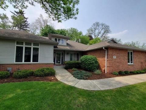 205 Thorngate, Burlington, WI 53105