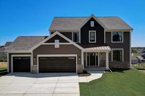 734 Stoecker Farm, Mukwonago, WI 53149