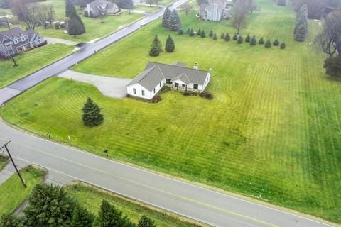 508 Melody, Colgate, WI 53017 photo 1