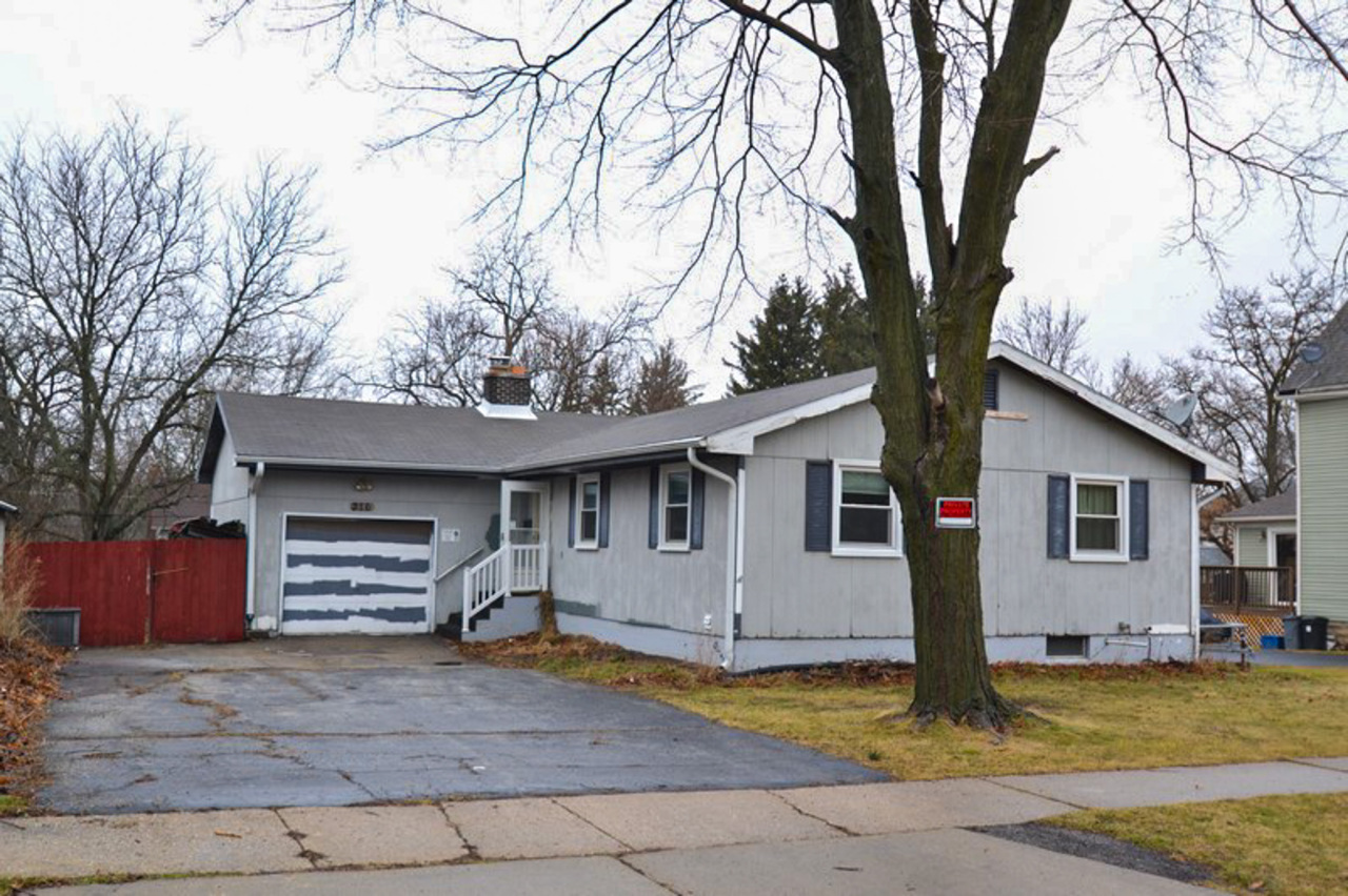 316 S Main  