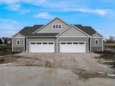 825 Bridlewood #825  14, Hartford, WI 53027