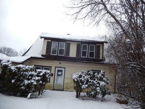 4631 W Bernhard, Milwaukee, WI 53216