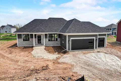 1940 N Cora, Grafton, WI 53024