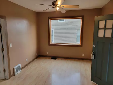 721 S Bettinger, Milwaukee, WI 53204