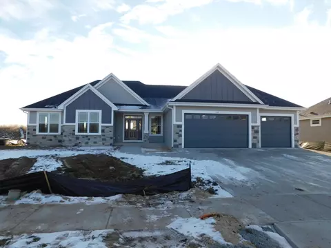 896 Kohlwey, Grafton, WI 53024