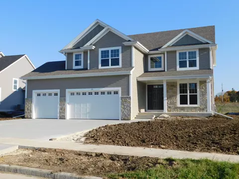 932 Kohlwey, Grafton, WI 53024