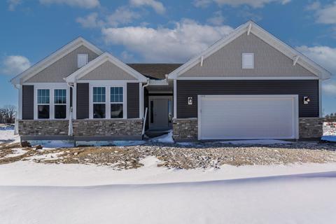 1513 Butternut, Oconomowoc, WI 53066