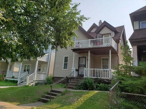 2414 N 37th, Milwaukee, WI 53210